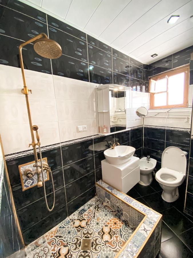 Next Level Apartment Tbilisi Buitenkant foto
